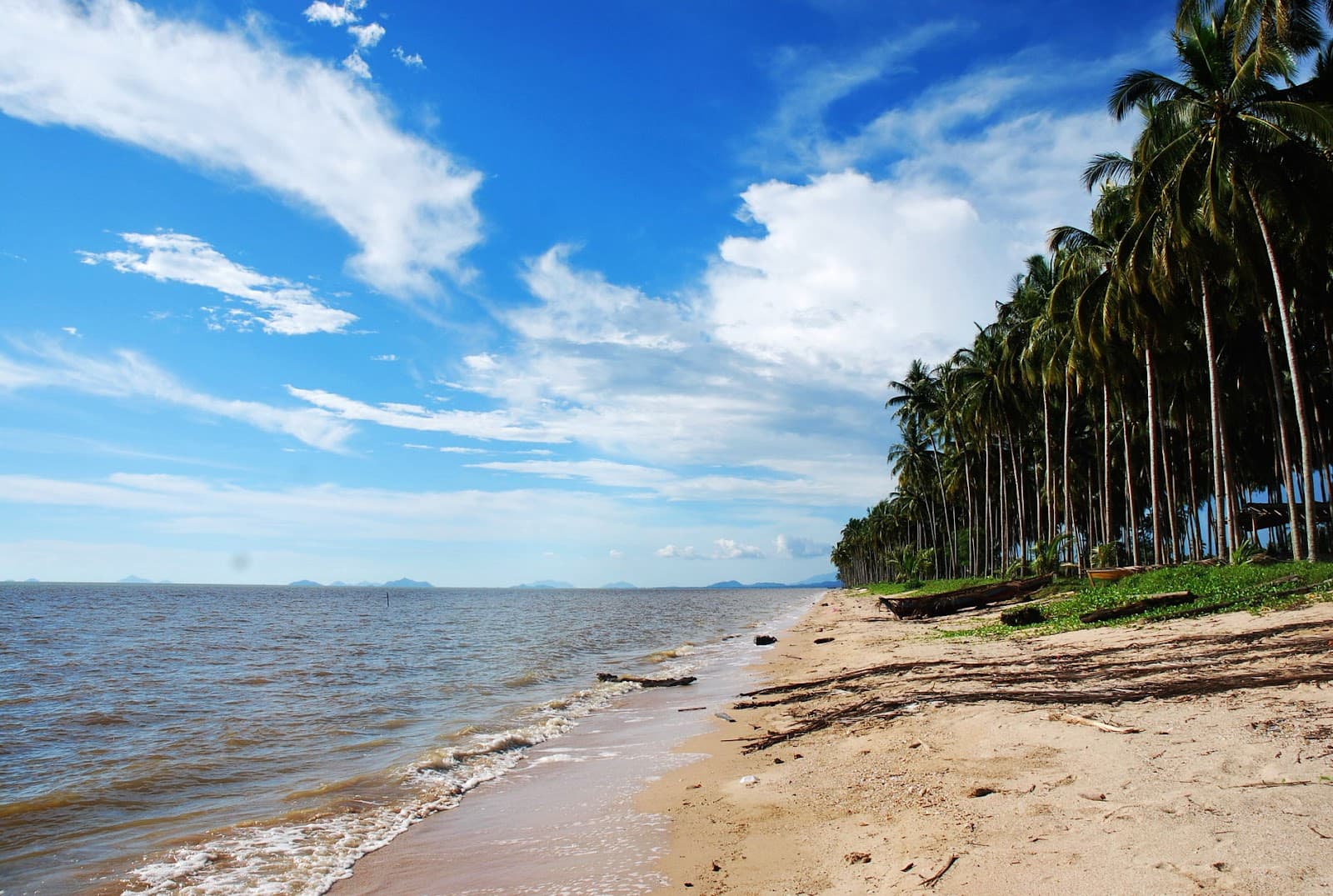 Kijing Beach - Image 1