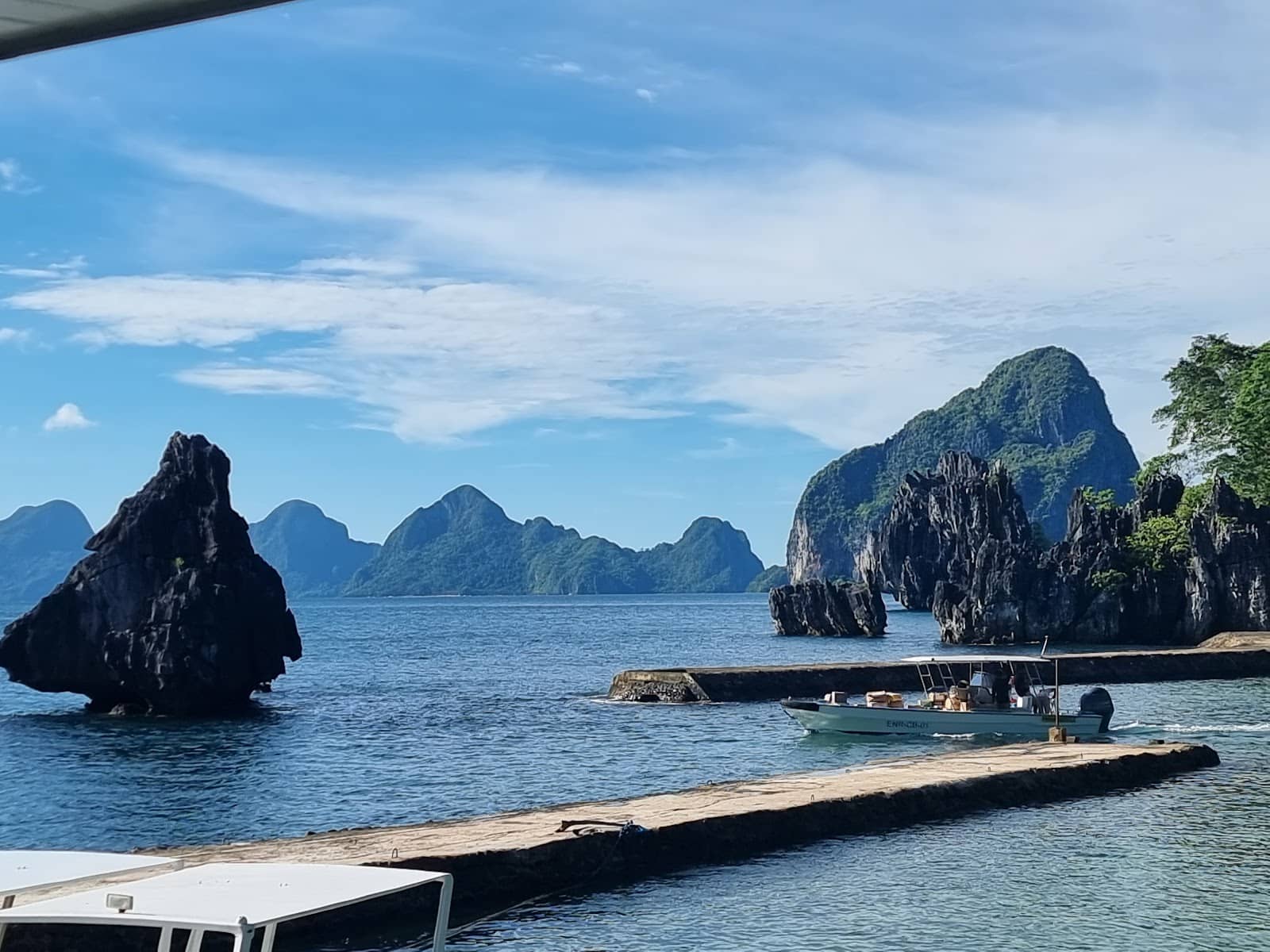 Limestone Cliffs & Clear Waters