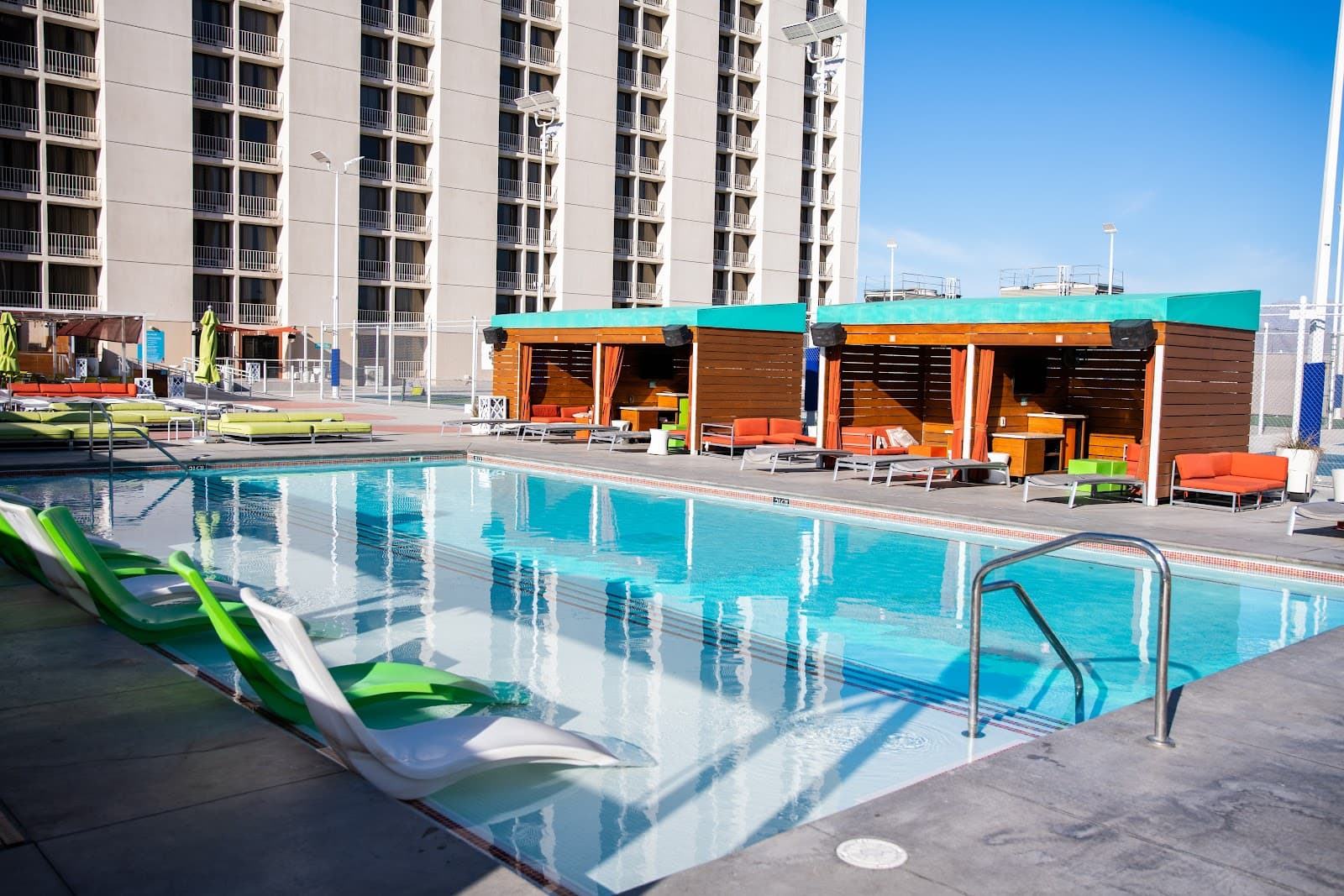 Plaza Hotel & Casino - Image 1