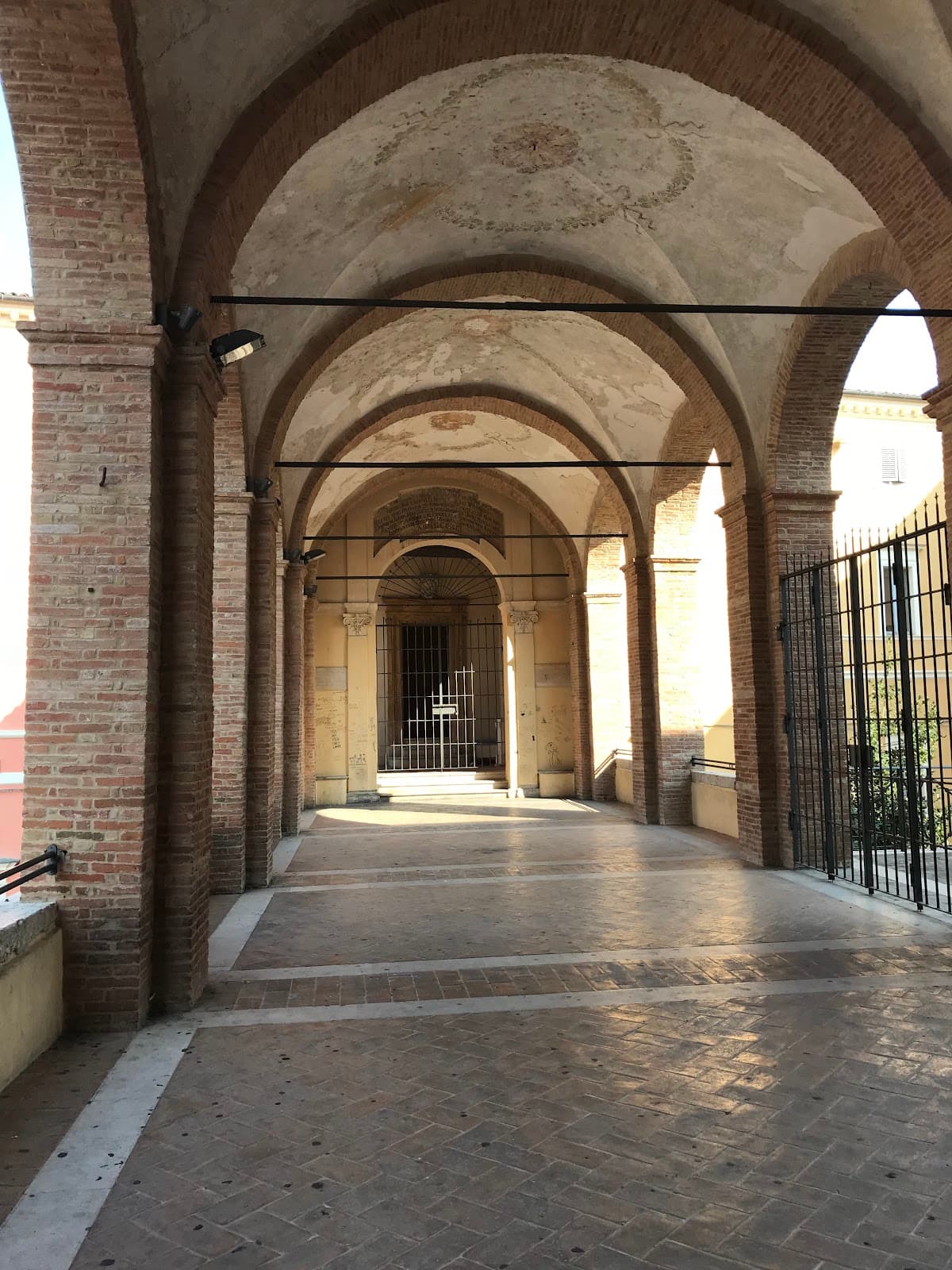 Loggiato di San Francesco - Image 1