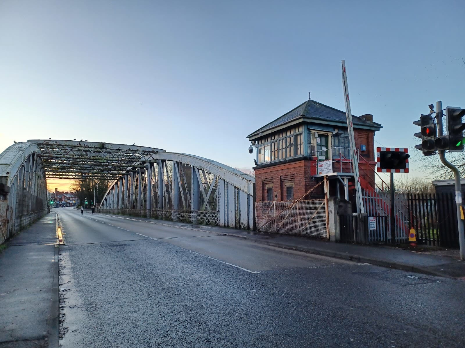 Bridgewater Canal Stockton Heath - Image 1