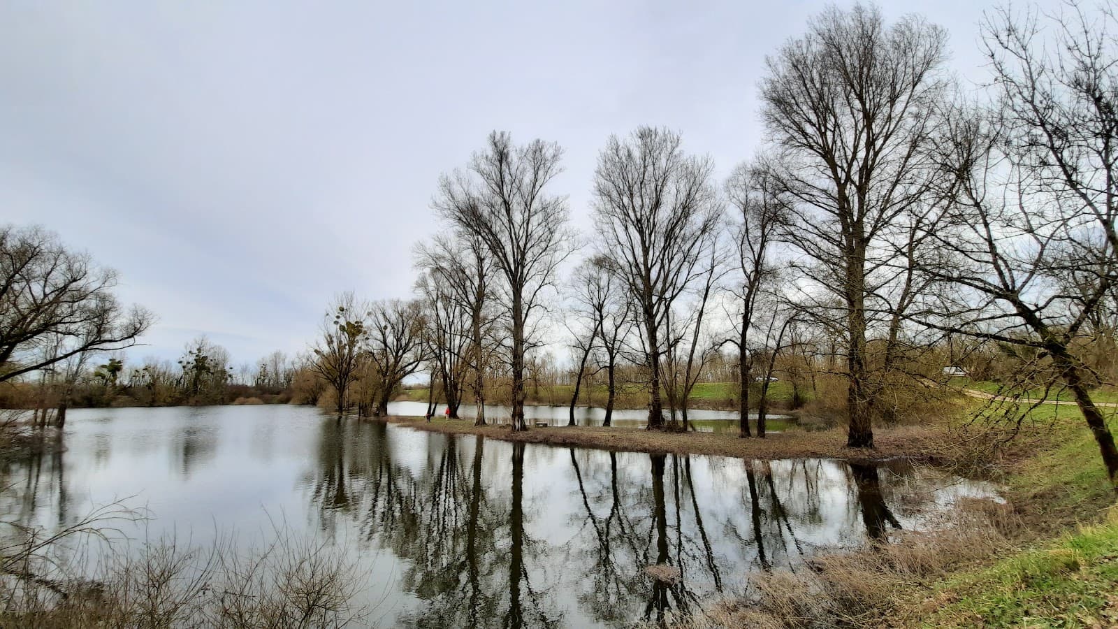 Île du Girard Nature Reserve - Image 1