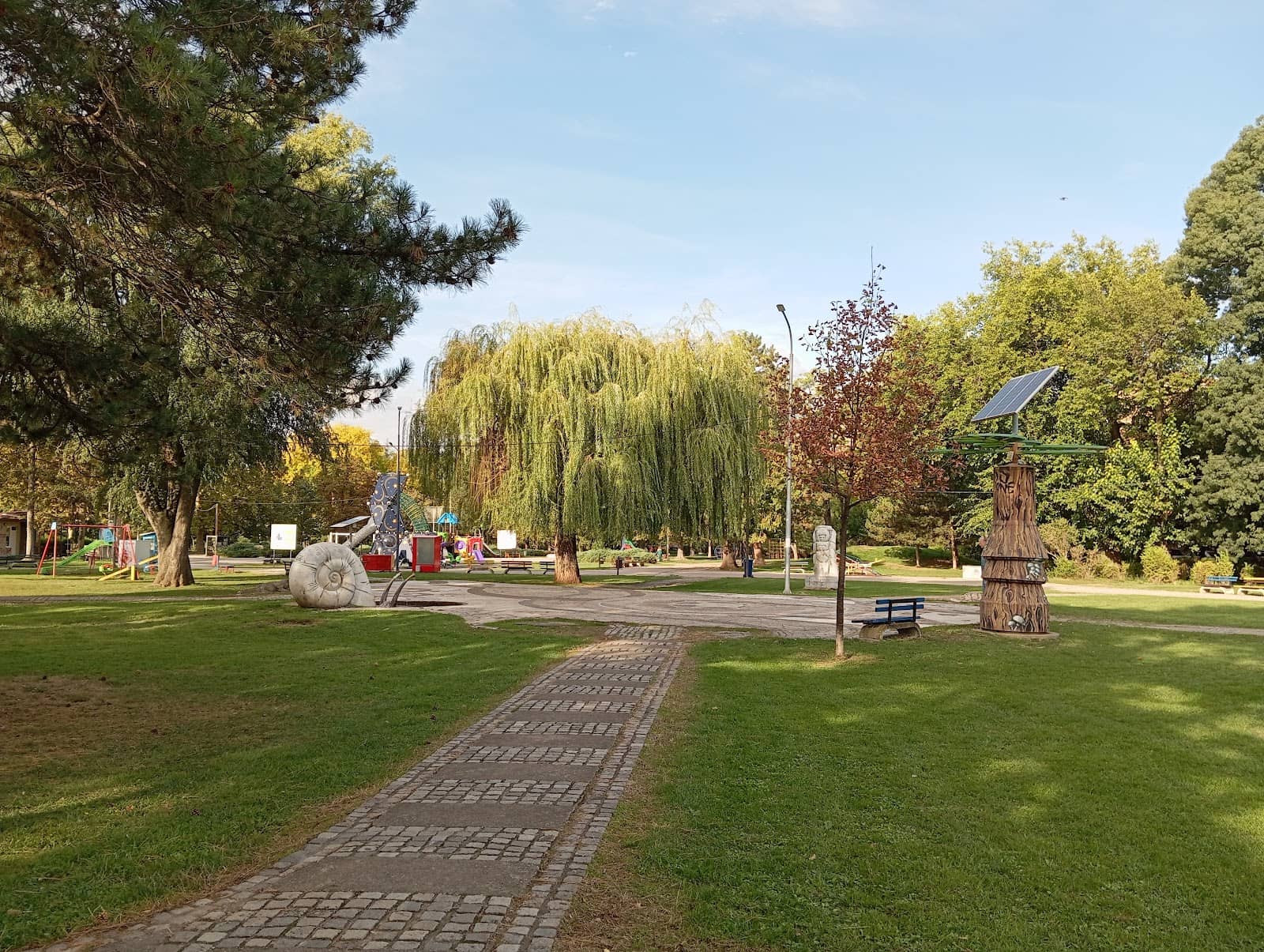 Children's Play Zones