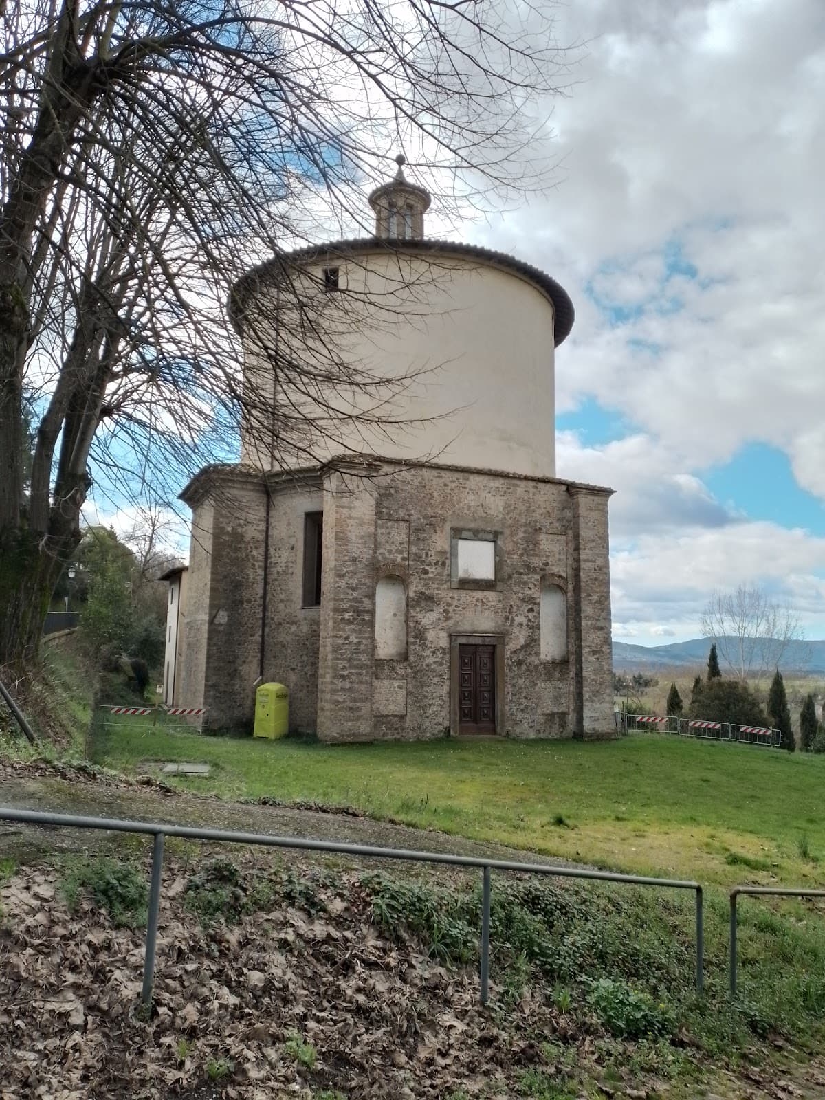 Santuario della Madonna del Vivaio (Scarperia) - Image 1