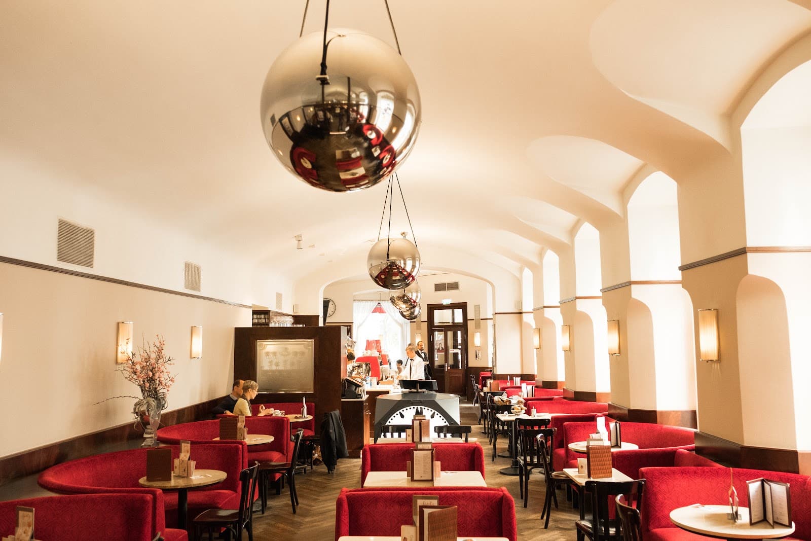 Café Museum - Image 1