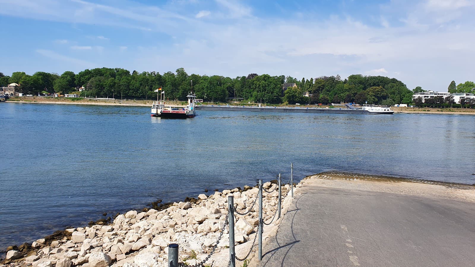 Königswinter–Bad Godesberg Ferry - Image 1