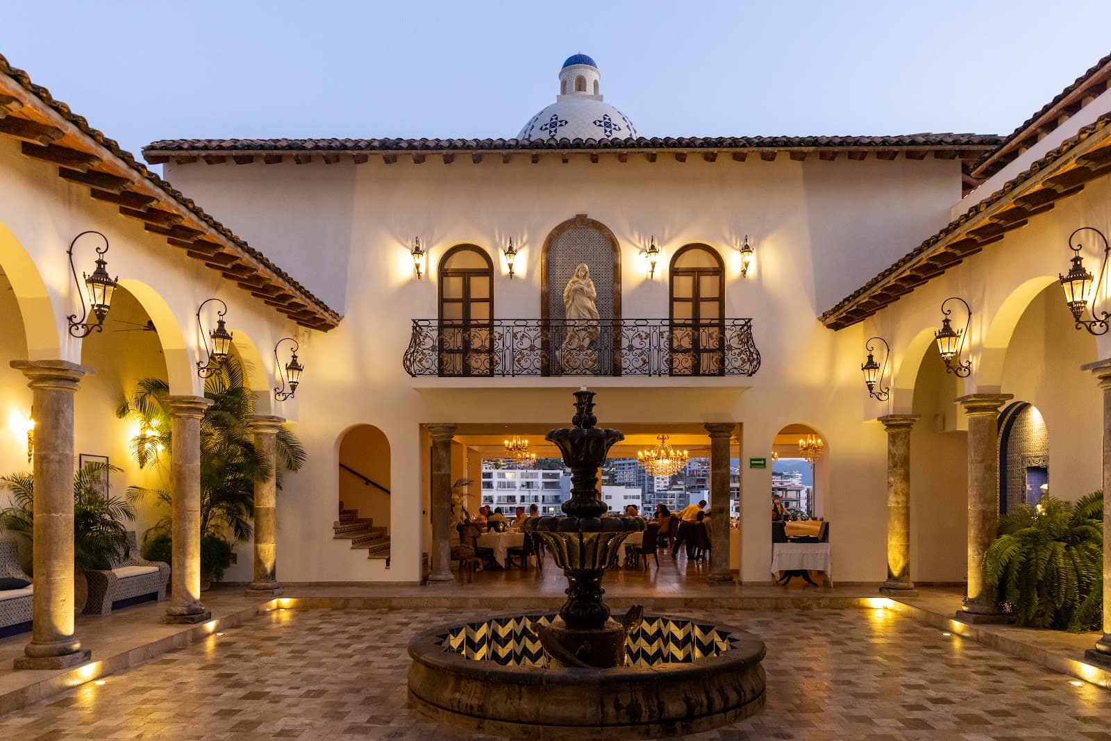 Casa Kimberly and Bridge of Love - Image 1