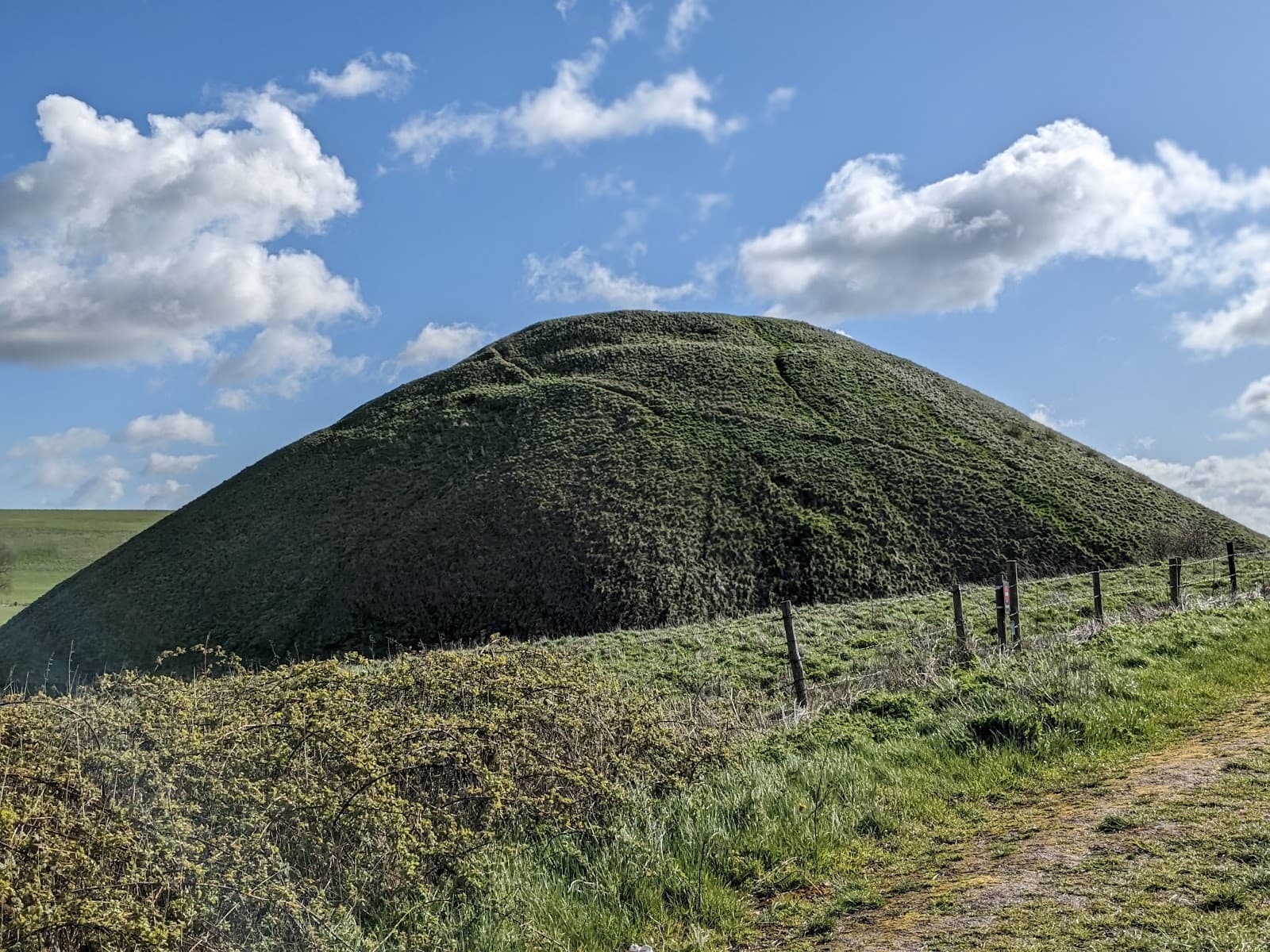 Silbury Hill - Image 1