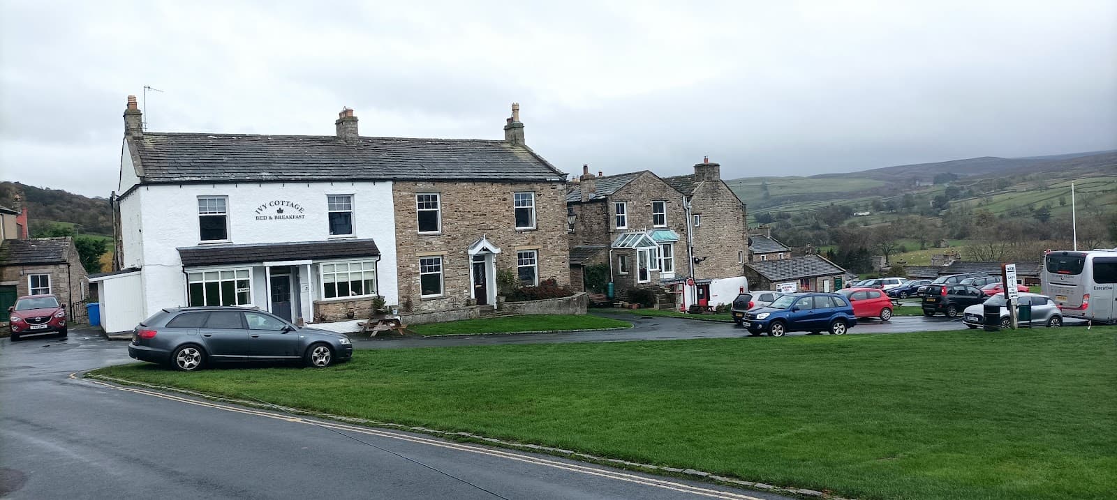 Reeth Village Green - Image 1