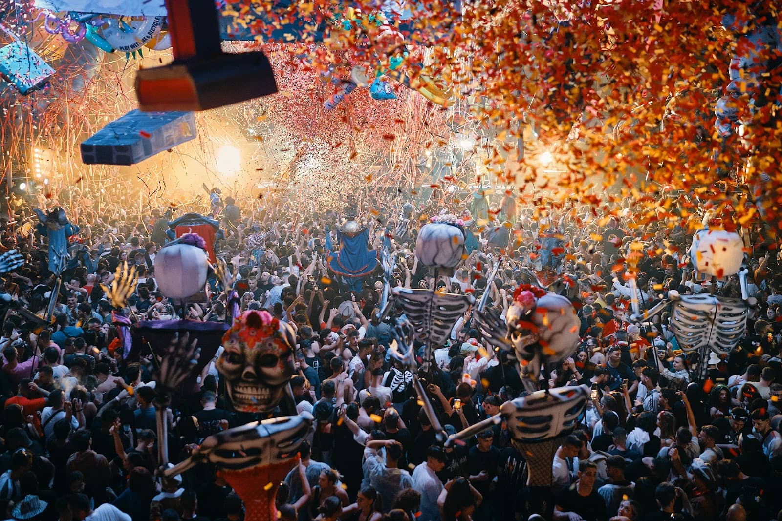 Multiple Themed Arenas