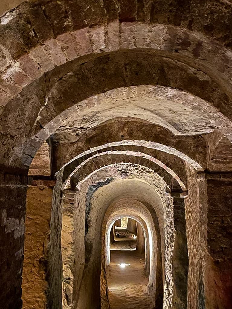 Osimo (Caves & Duomo) - Image 1