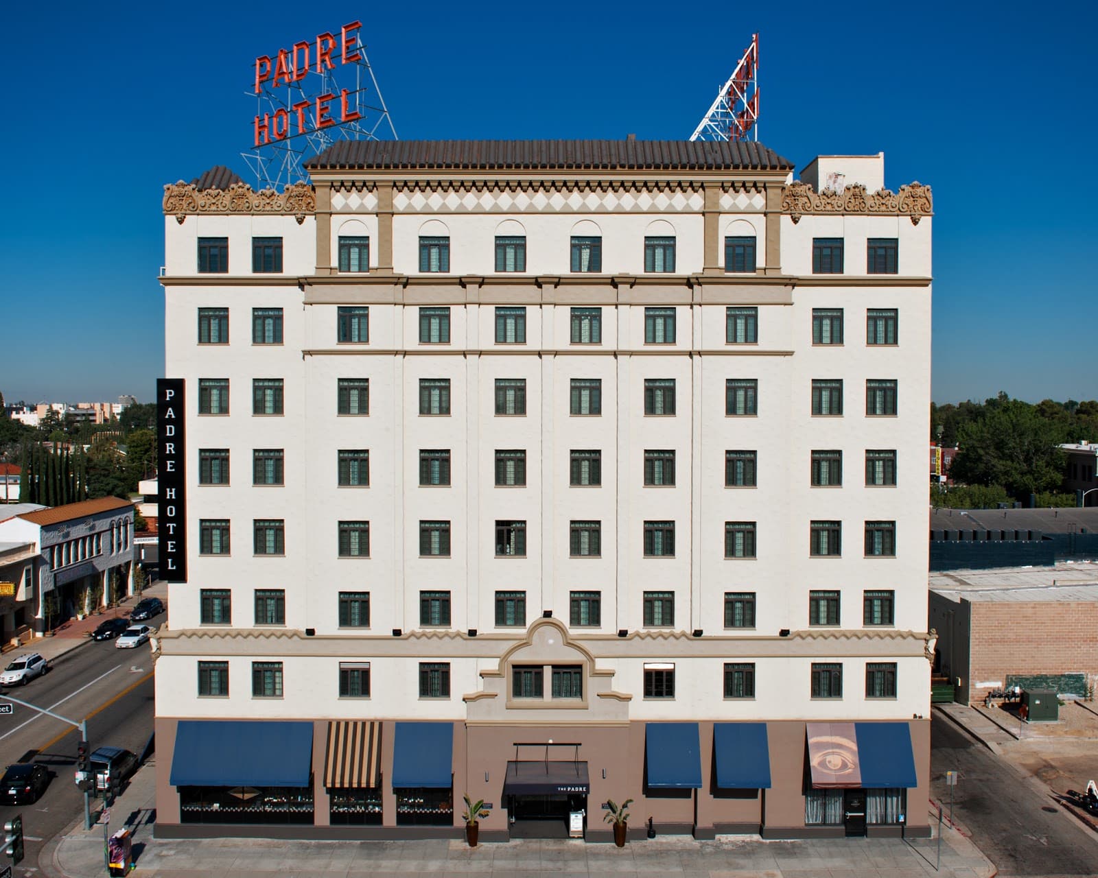 Padre Hotel - Image 1