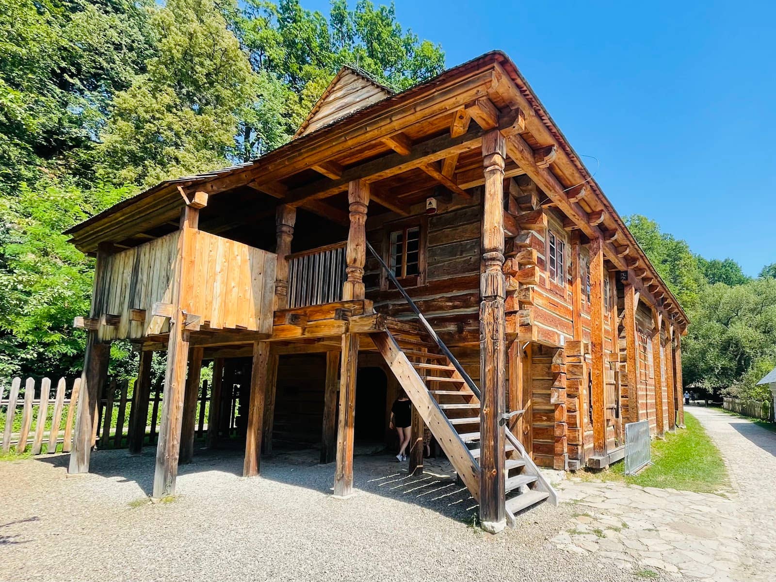 Traditional Carpentry Craftsmanship