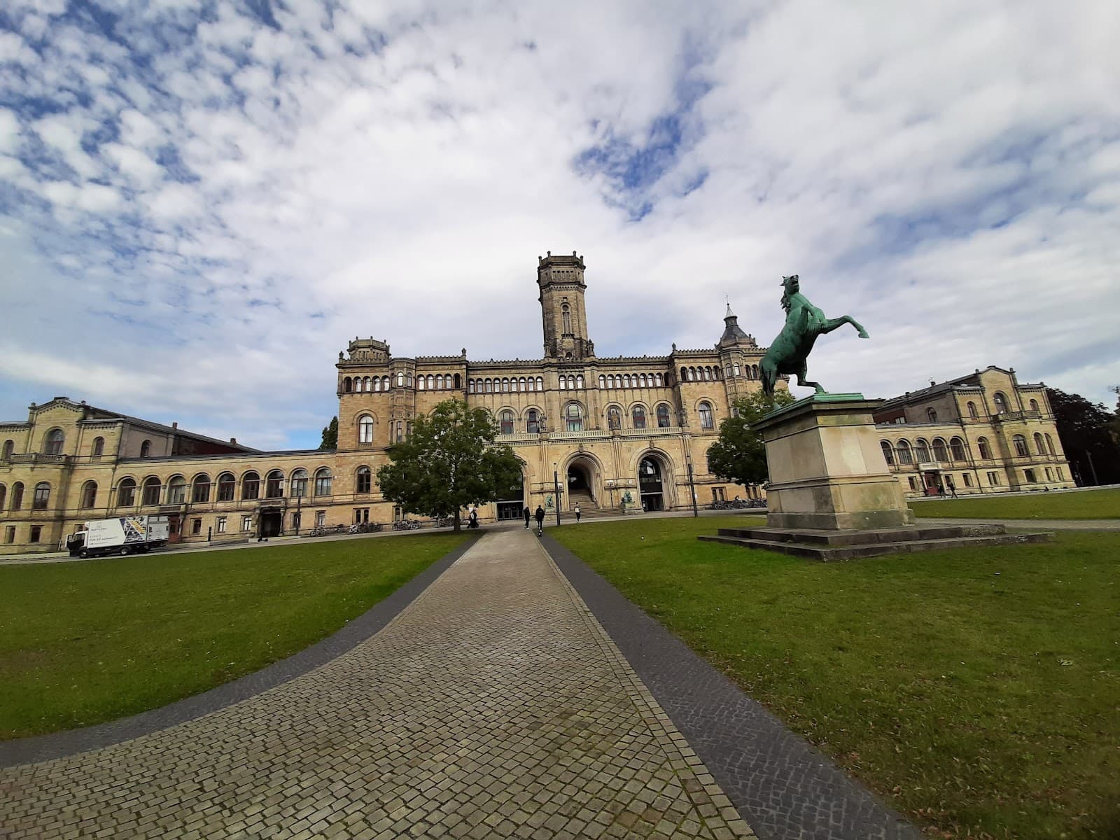 Welfengarten - Image 1