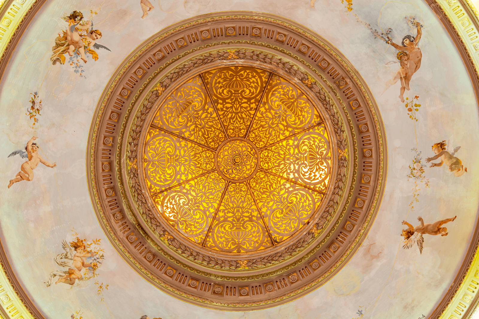 Teatro El Círculo - Image 1