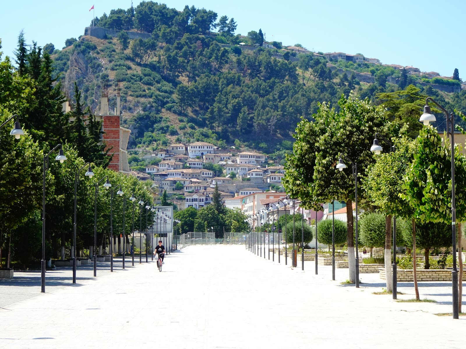 Republic Boulevard - Image 1
