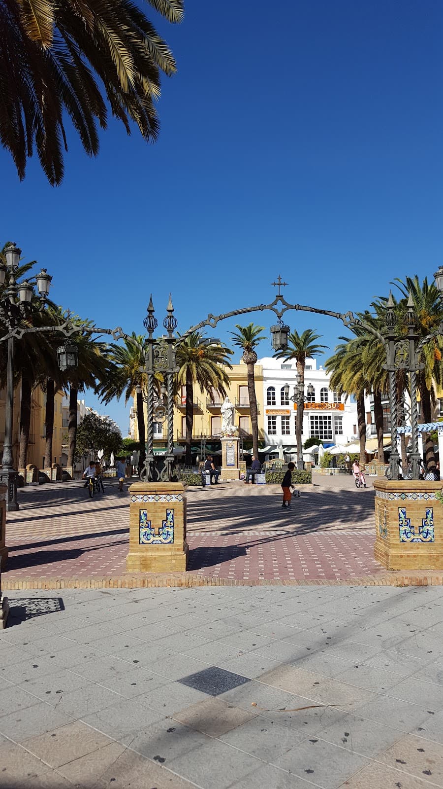 Plaza de la Laguna - Image 1