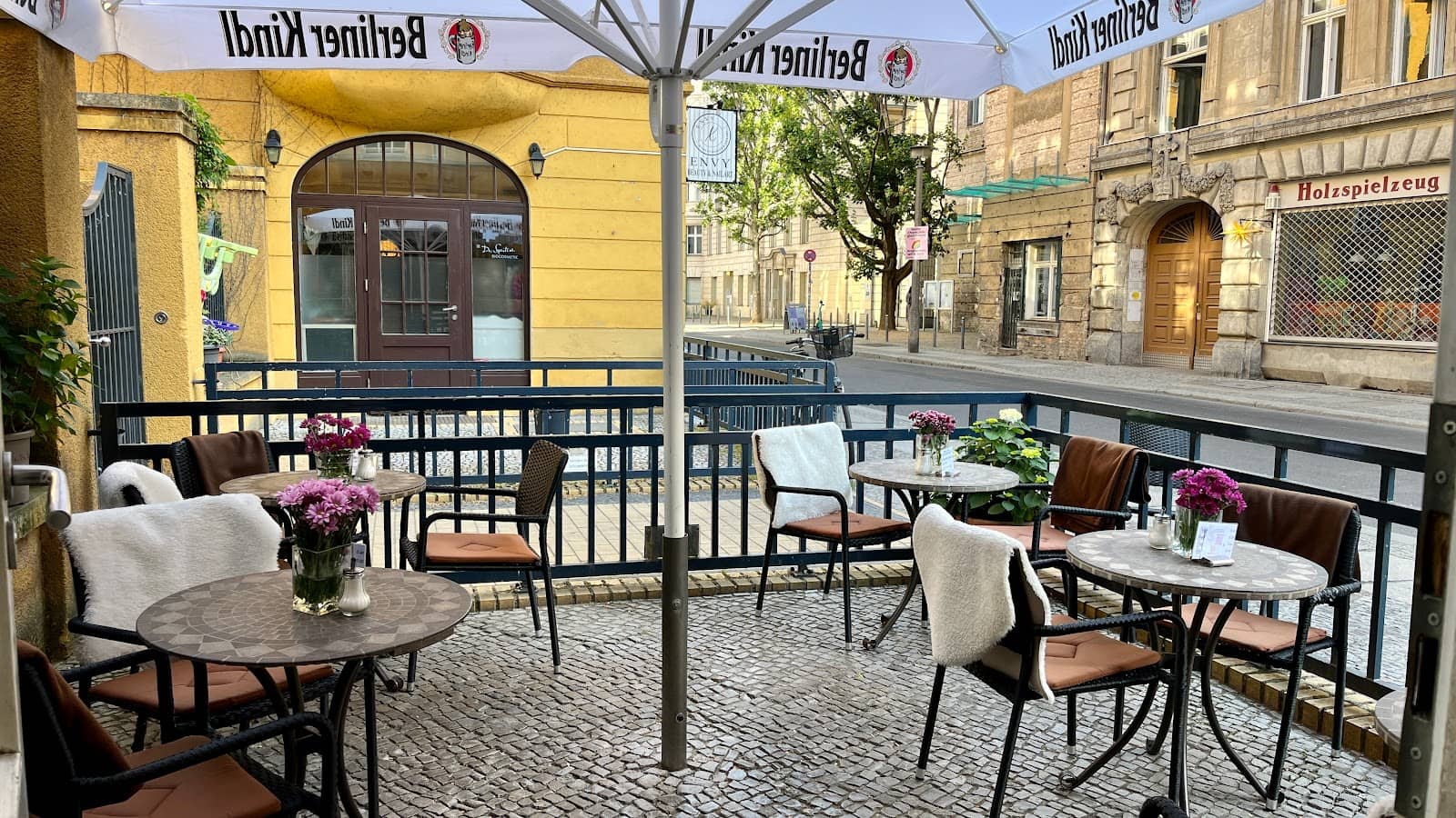 Friendly & Welcoming Staff