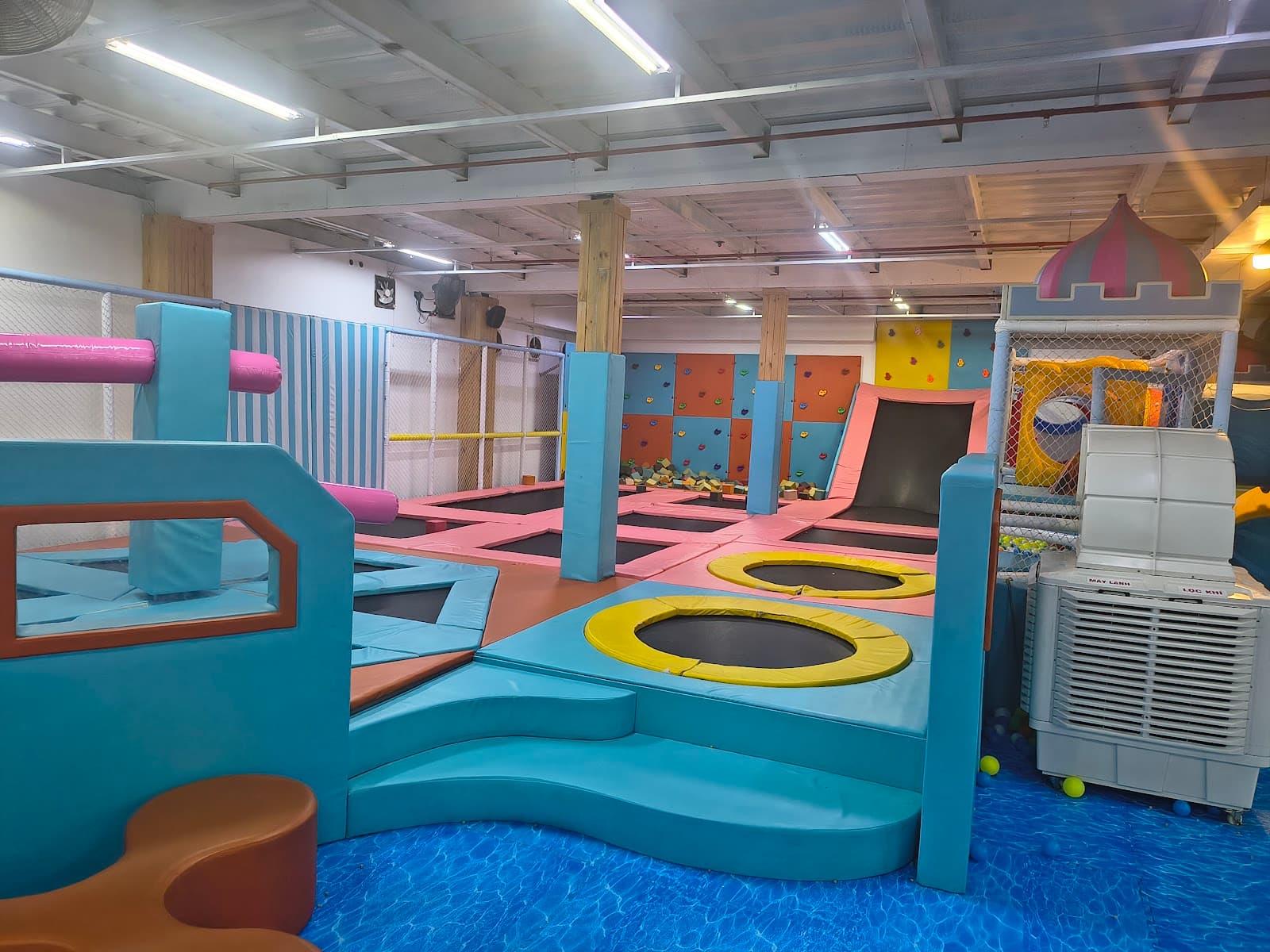 KizCiti Indoor Play Center Phu Quoc - Image 1