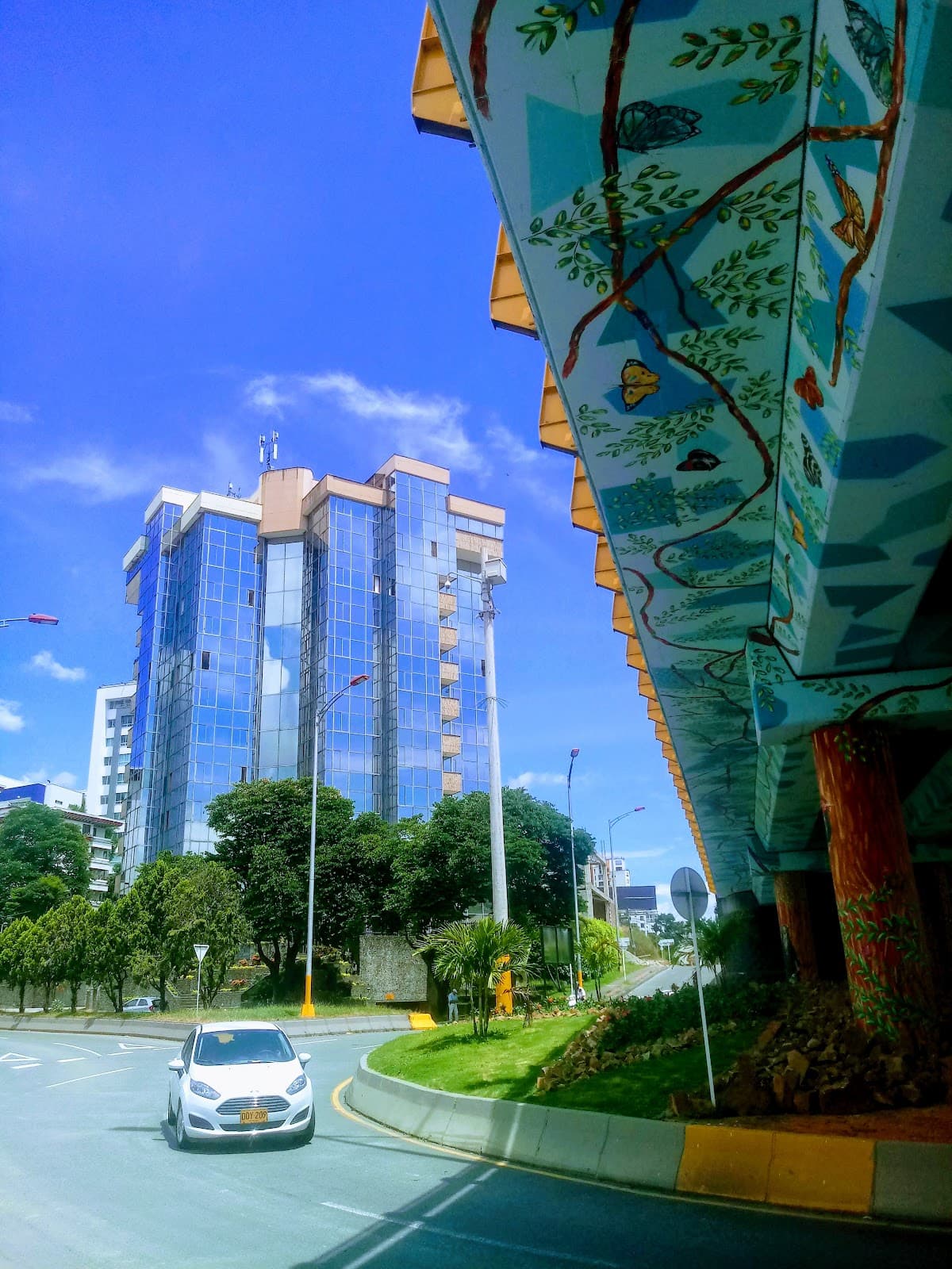 Pinares (neighborhood) - Image 1