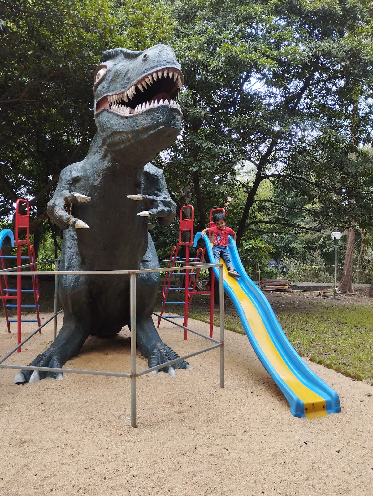 Hirwa Van Garden (Silvassa) - Image 1