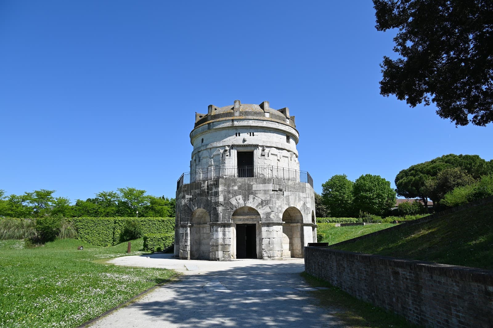 Mausoleum of Theodoric - Image 1