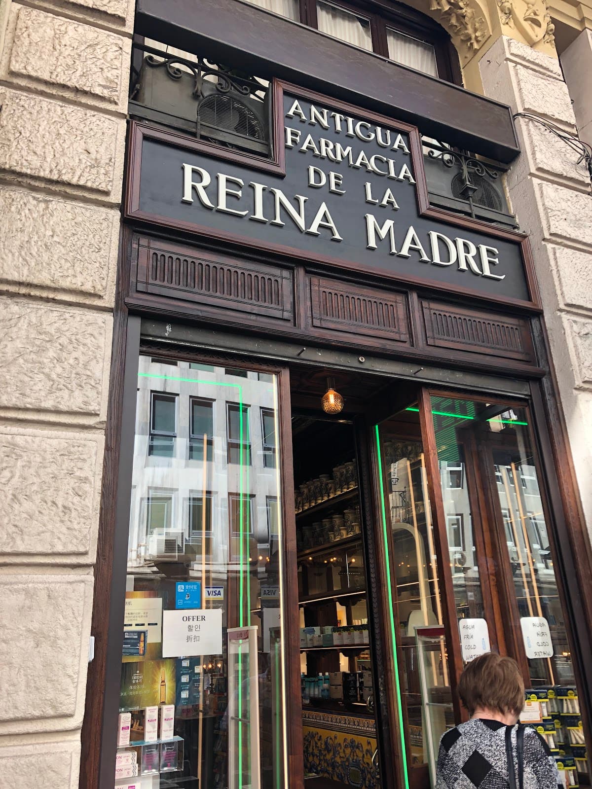 Farmacia Real del Palacio Real de Madrid - Image 1