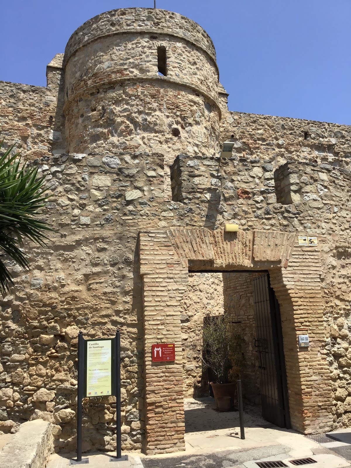 Castillo de Santiago - Image 1