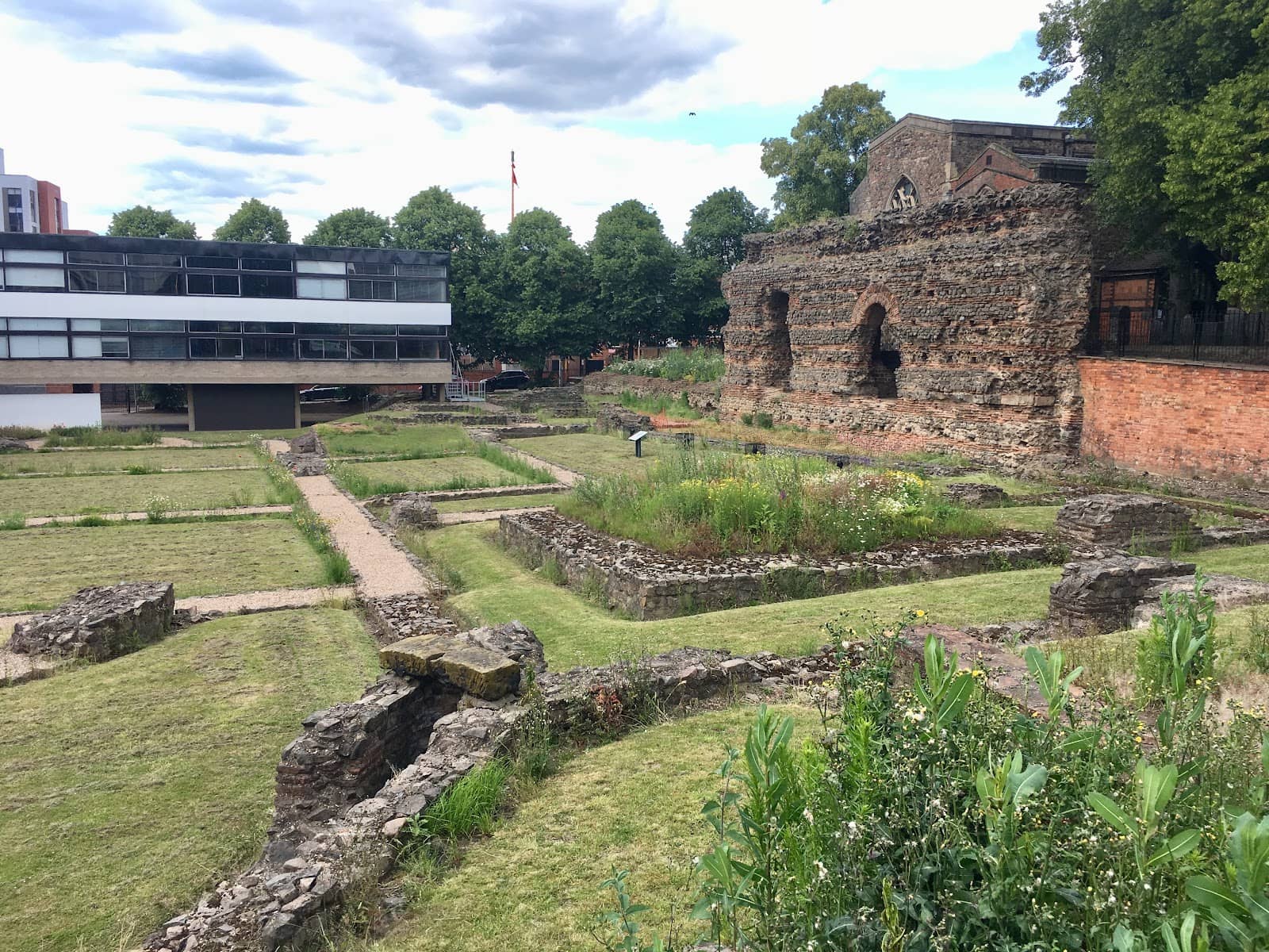 Interactive Audio-Visual Presentations