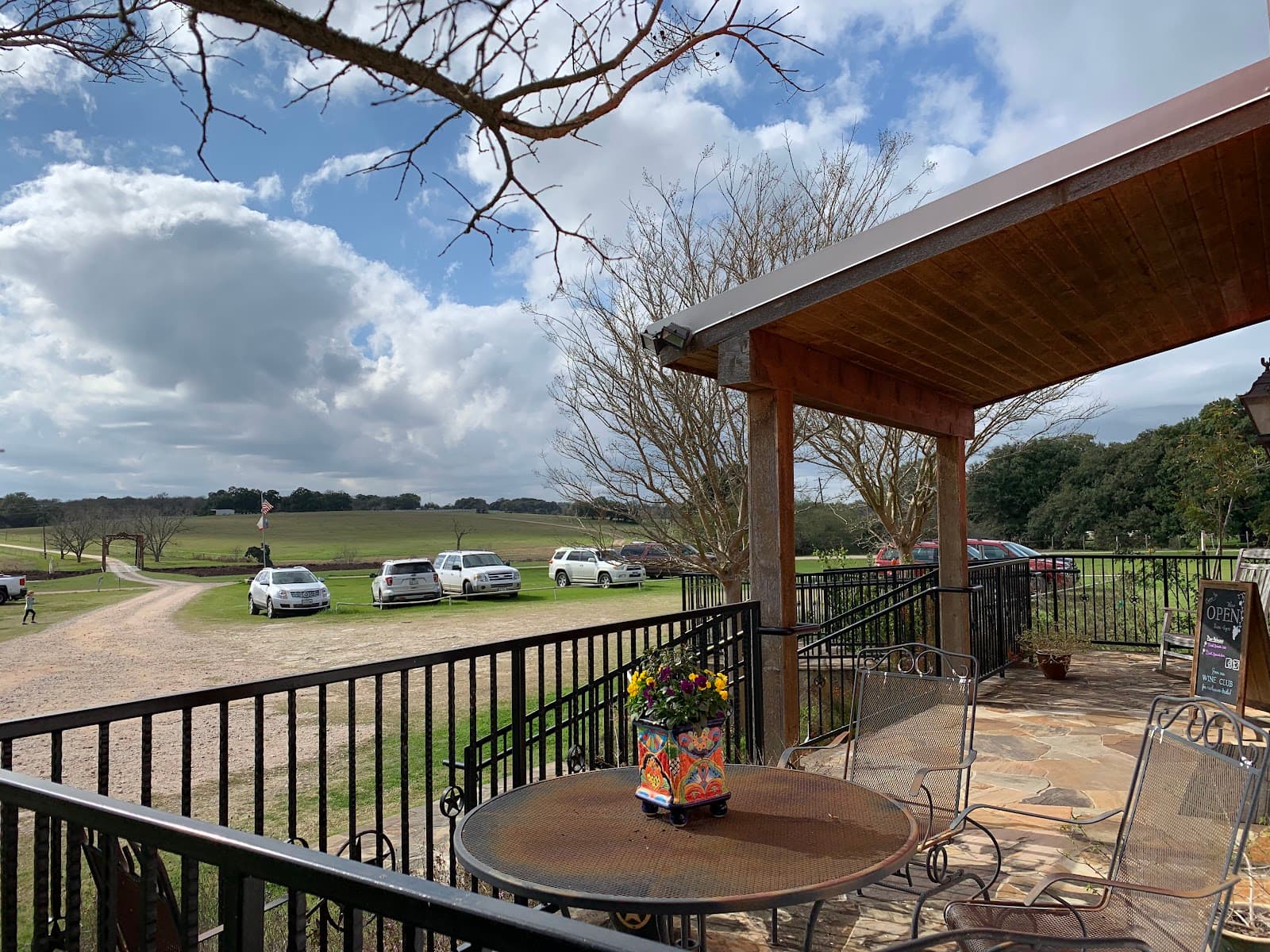 Saddlehorn Winery (Burton) - Image 1