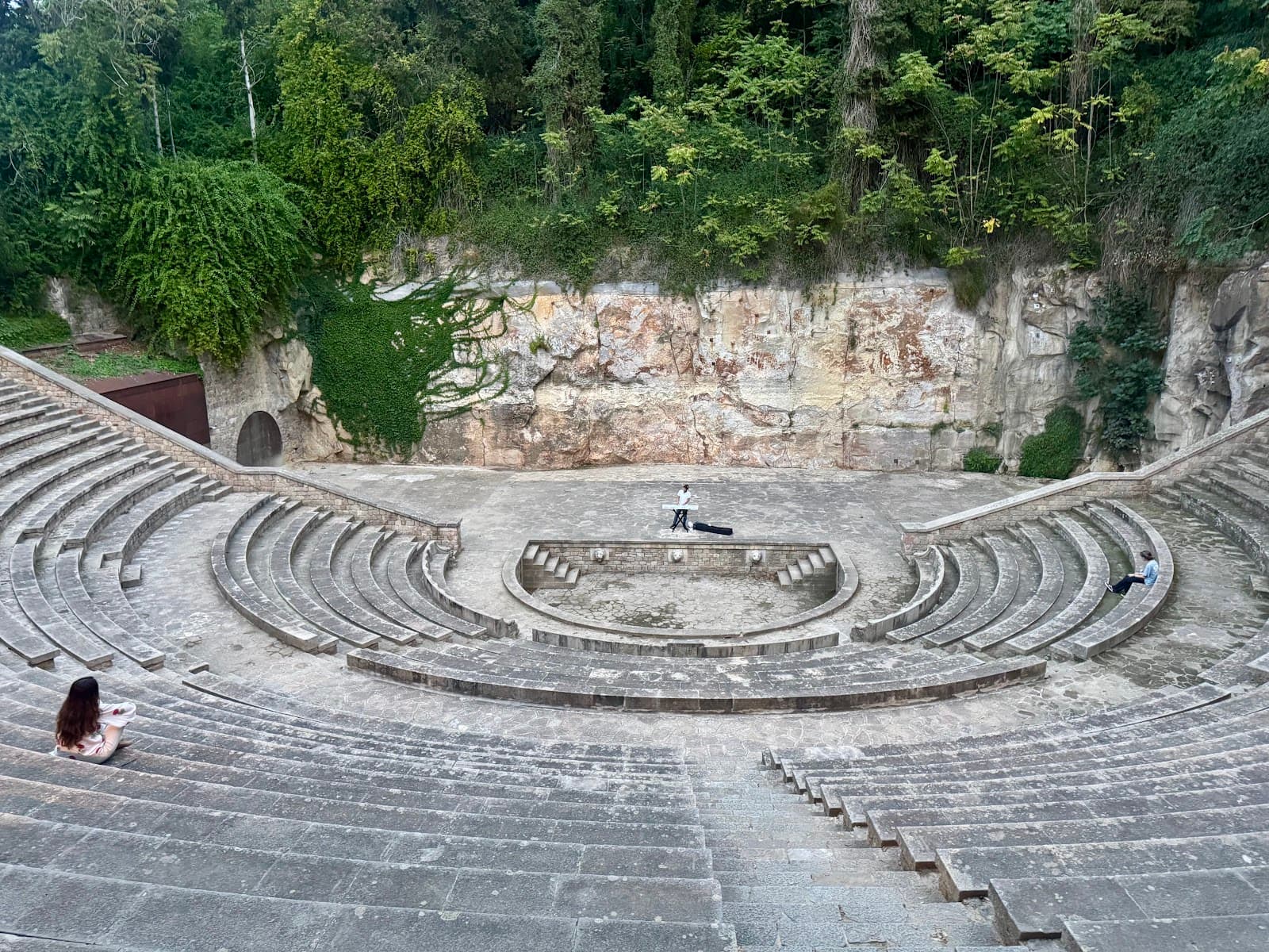 Jardins Teatre Grec - Image 1