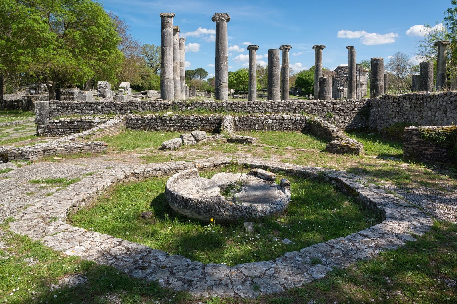 Saepinum (Altilia) Archaeological Park - Image 1