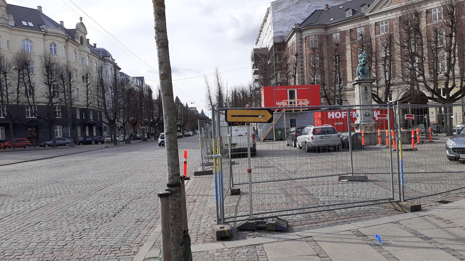 St. Thomas Square Sankt Thomas Plads - Image 1