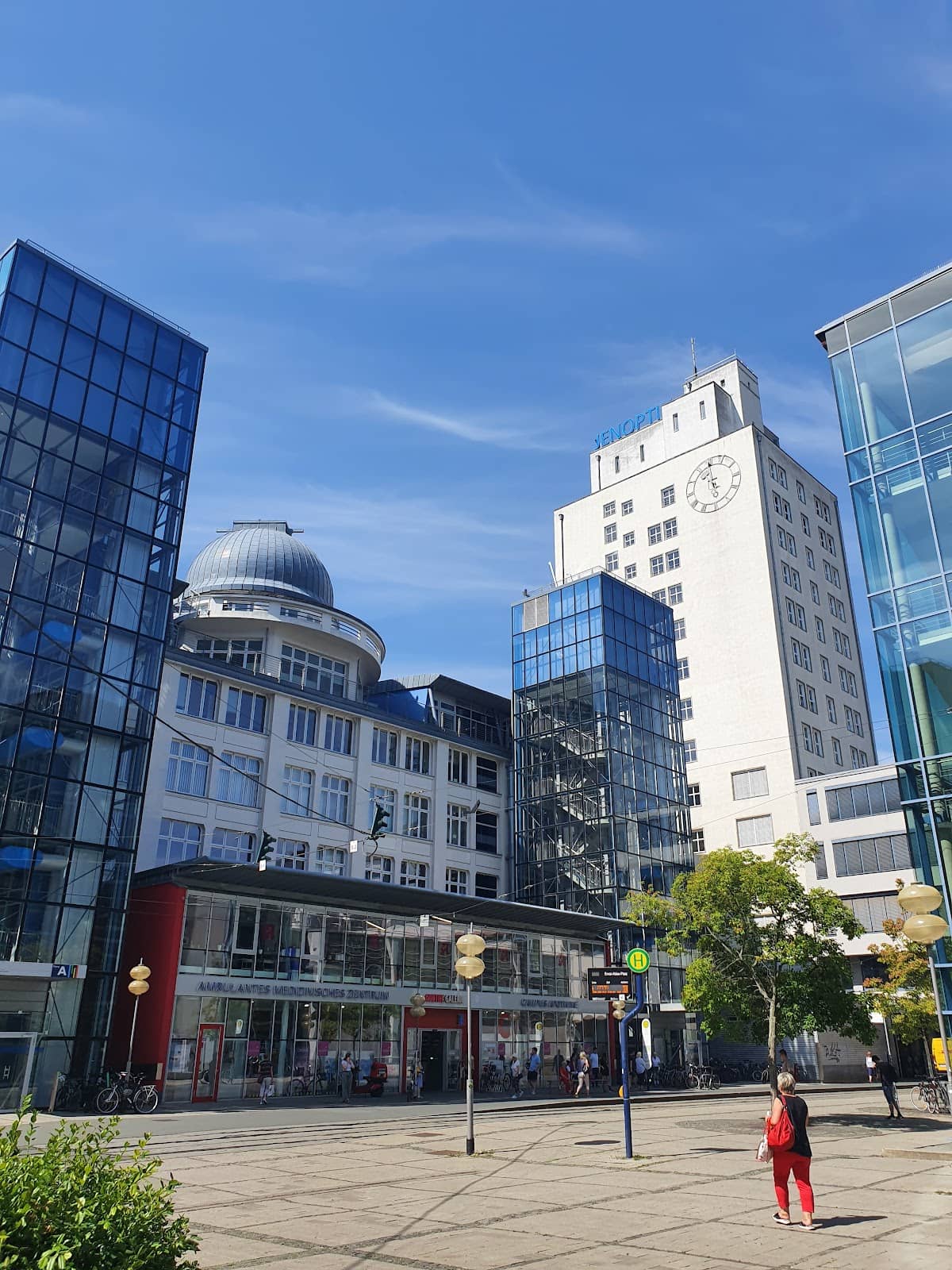 Proximity to Goethe Gallery