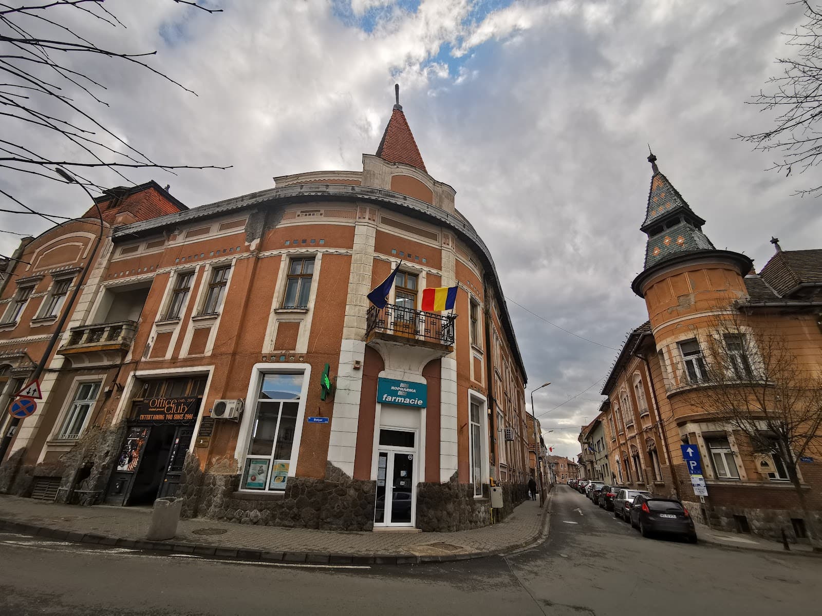 Bolyai Square - Image 1