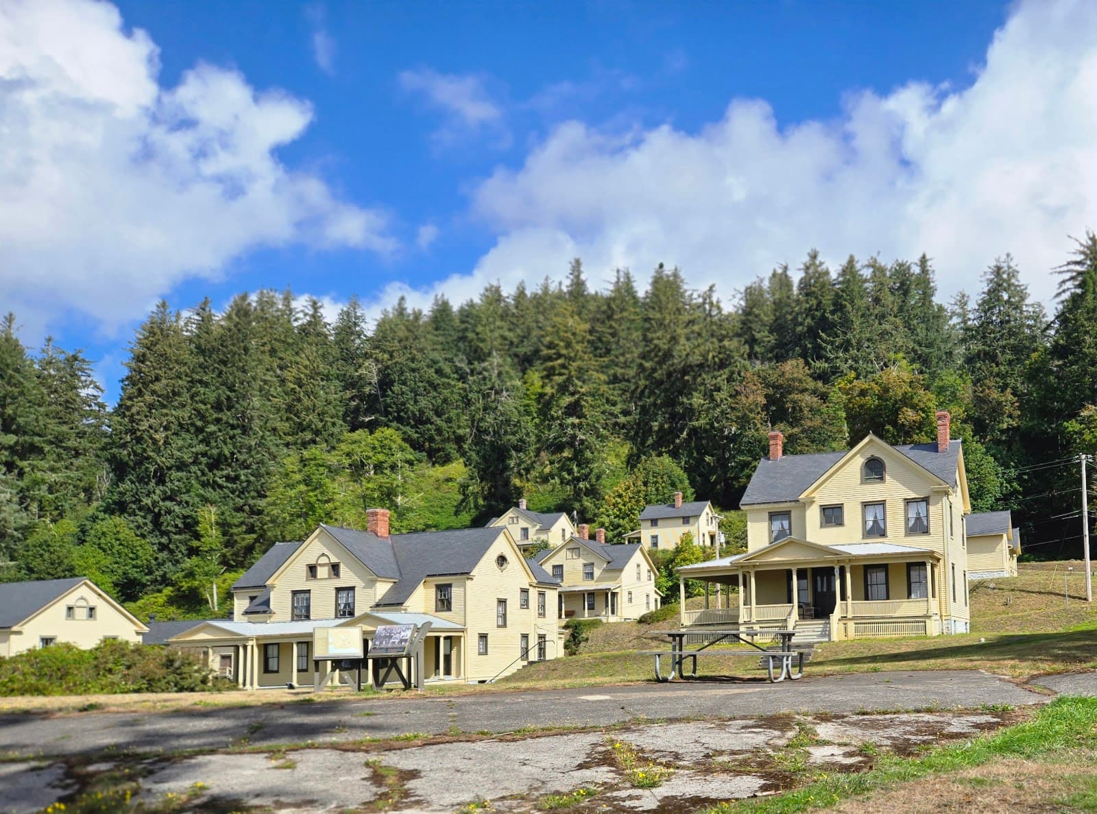 Fort Columbia State Park - Image 1