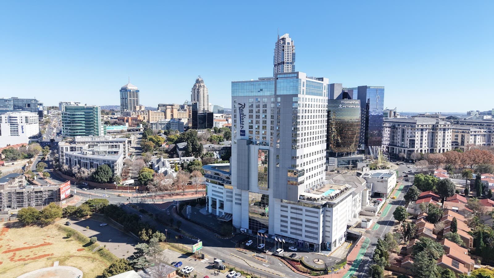 Radisson Blu Sandton - Image 1