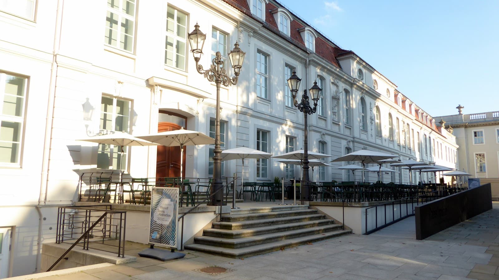 Opernpalais - Image 1