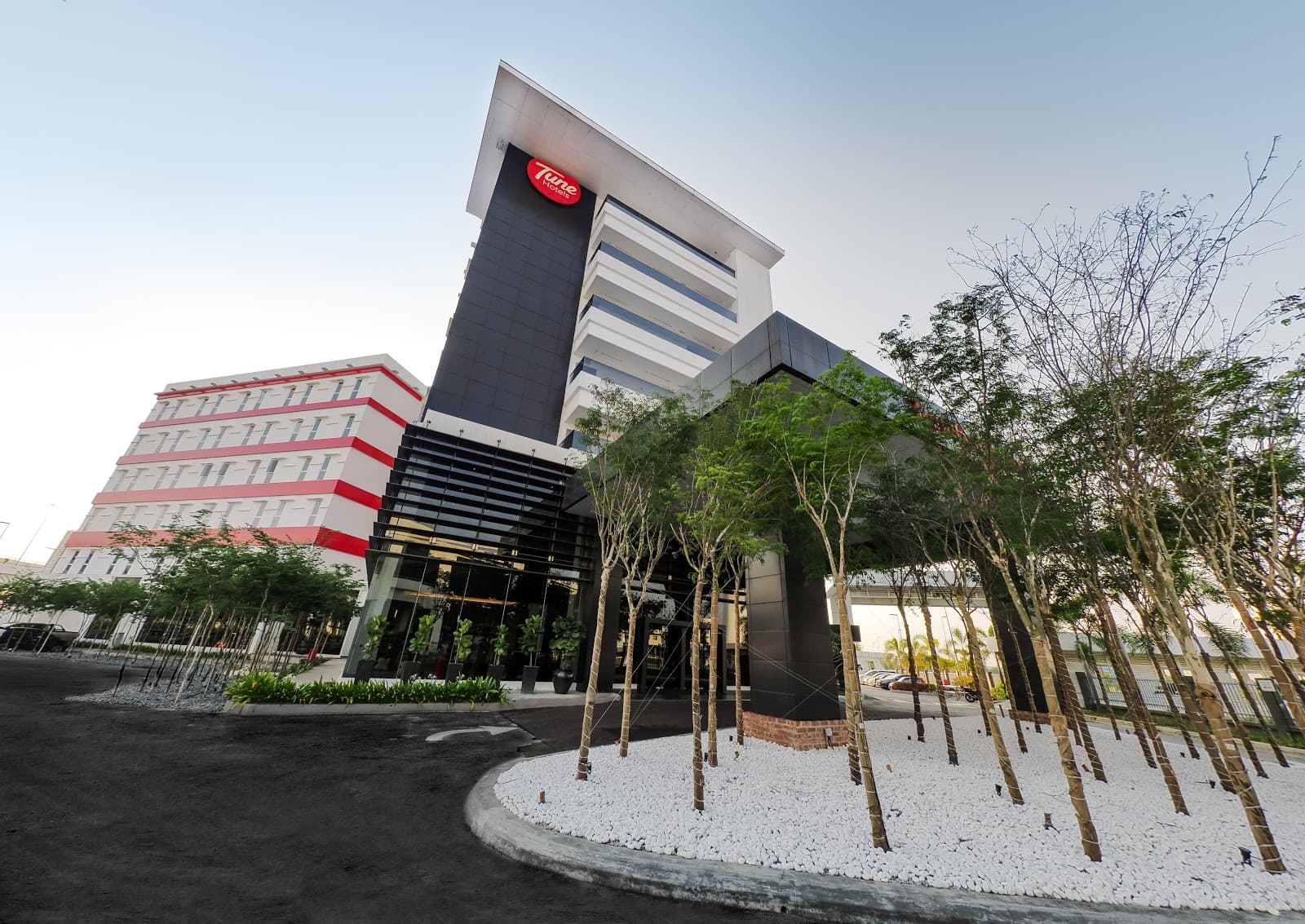 Tune Hotel KLIA - Image 1