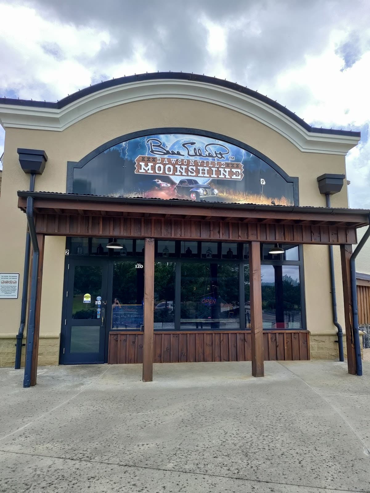 Dawsonville Moonshine Distillery - Image 1