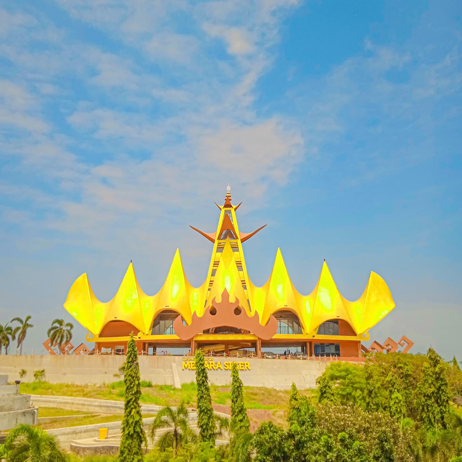 Siger Tower (Bakauheni) - Image 1