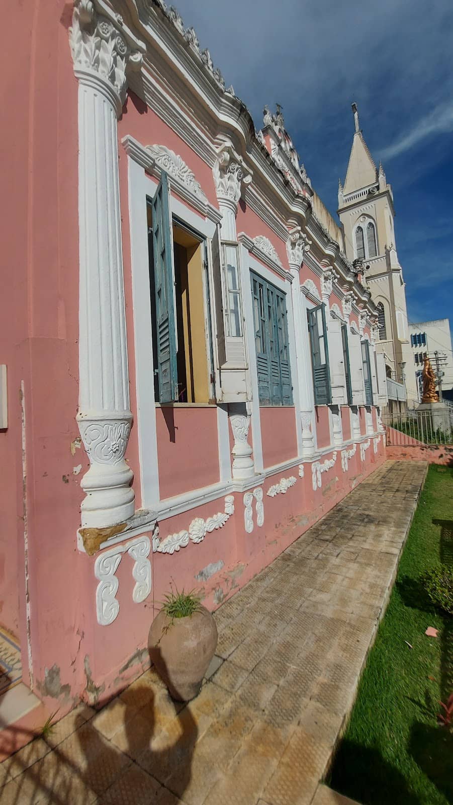 Rotating Art Exhibitions