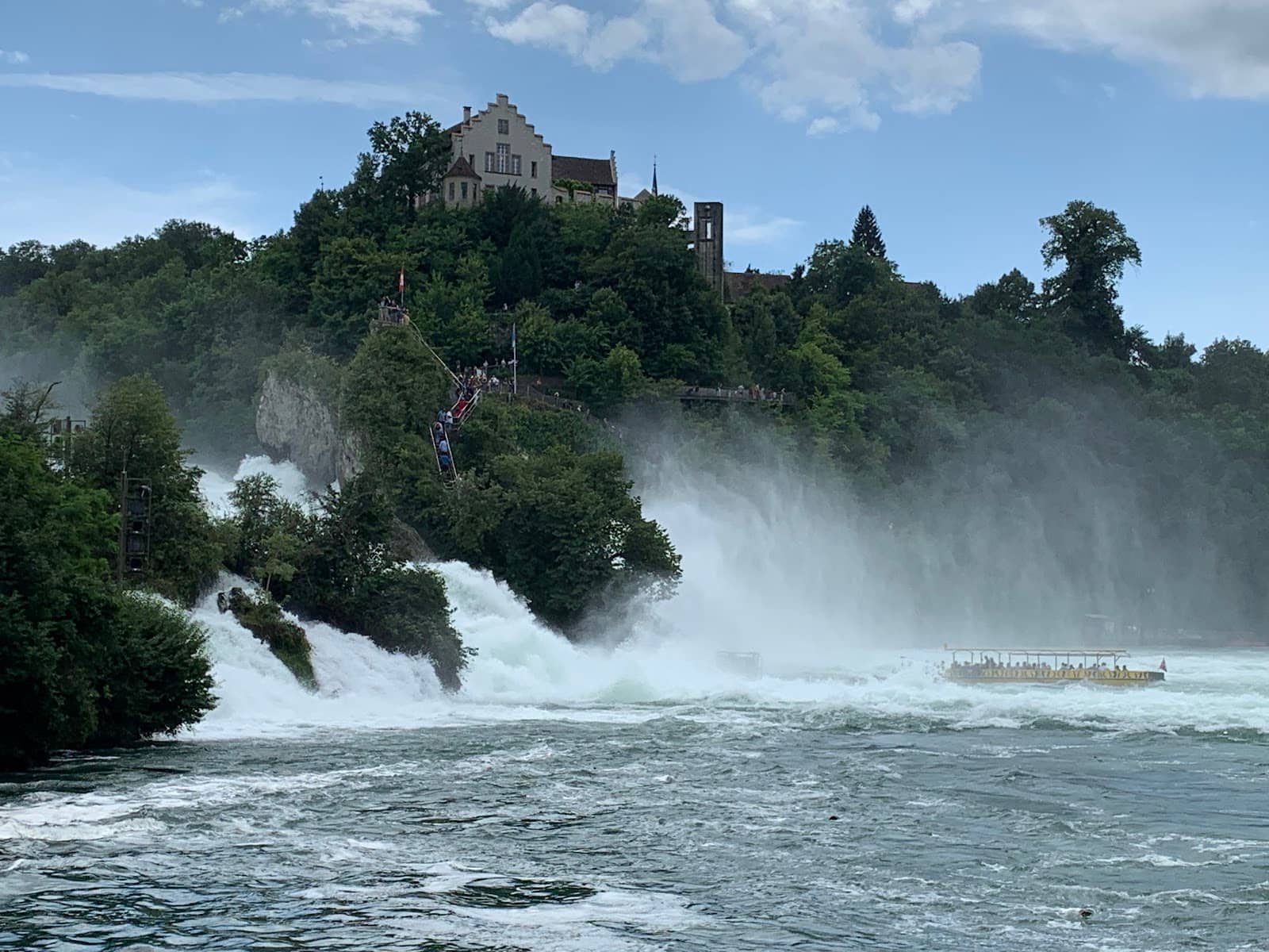 Rheinfallquai Promenade