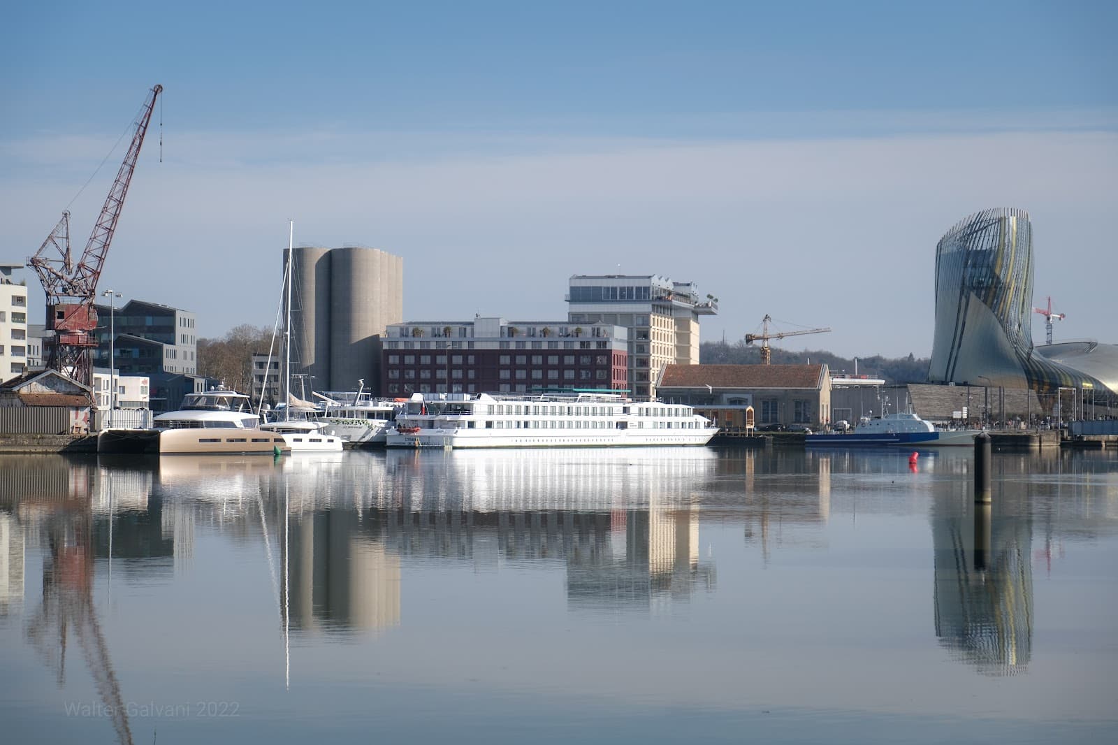 Bacalan district - Image 1