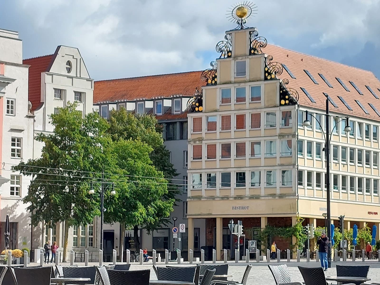Neuer Markt Rostock - Image 1