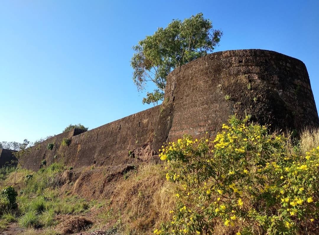 Chandragiri Fort Kasaragod - Image 1