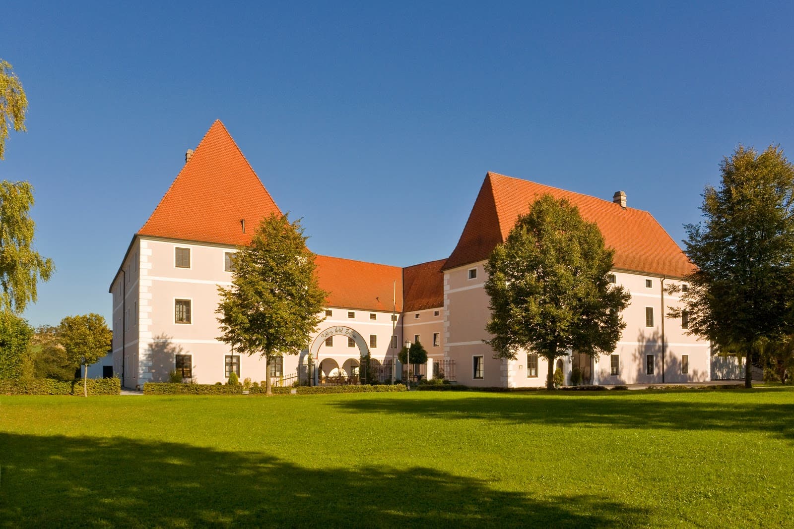 Zeillern Castle - Image 1