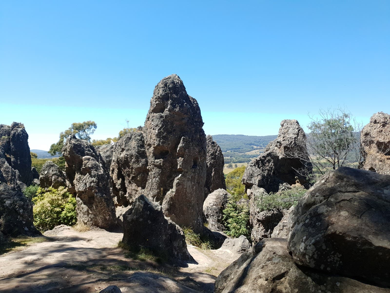 Hanging Rock Racecourse - Image 1