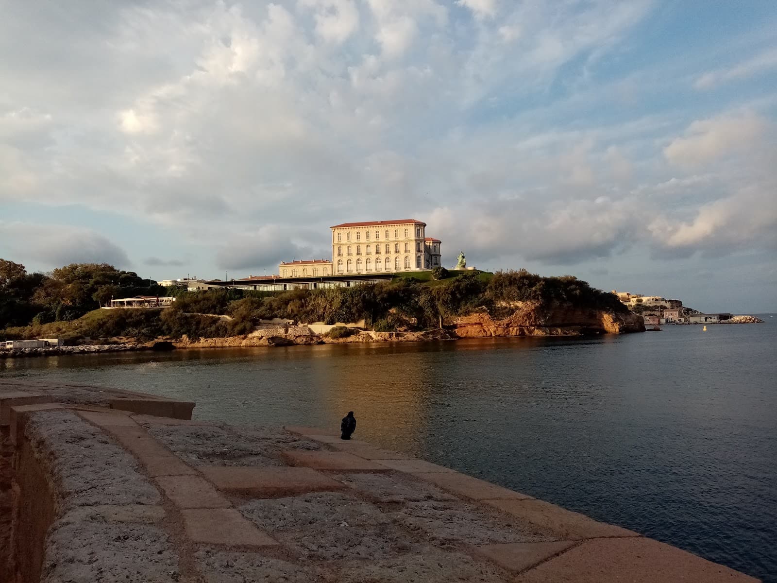 Esplanade J4 - Image 1