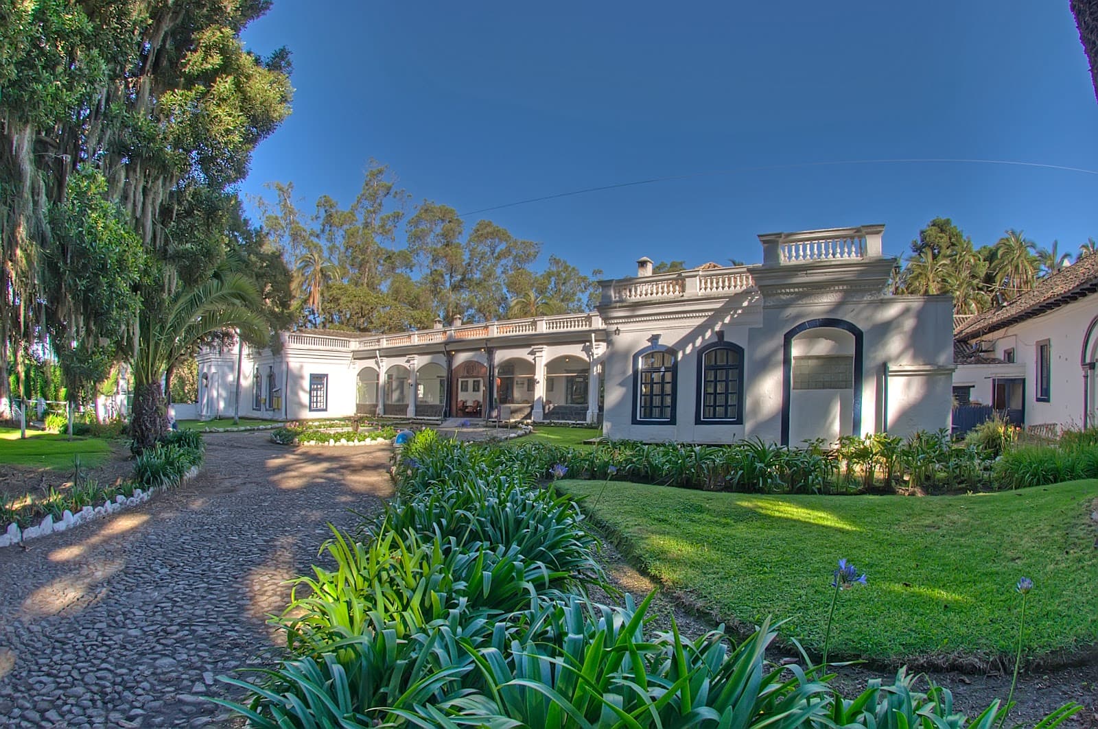 Hacienda Pinsaquí - Image 1